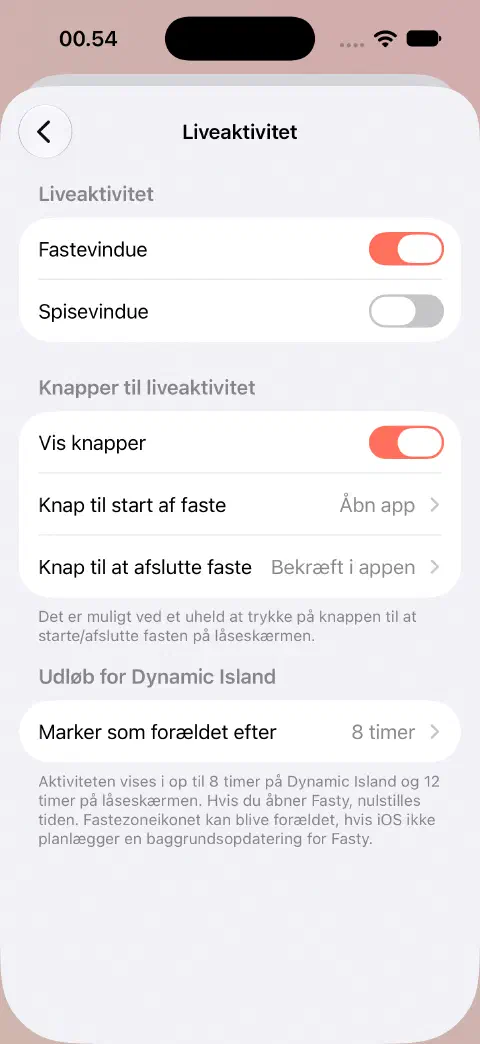 Indstillinger for Liveaktivitet med separate faste- og spisekontakter, valgmuligheder for knapfunktion og indstillinger for udløb i Dynamic Island.