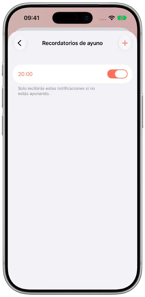 Los ajustes de recordatorios de ayuno de Fasty con un aviso diario activo a las 20:00 y una explicación de que solo aparece si no estás ayunando.