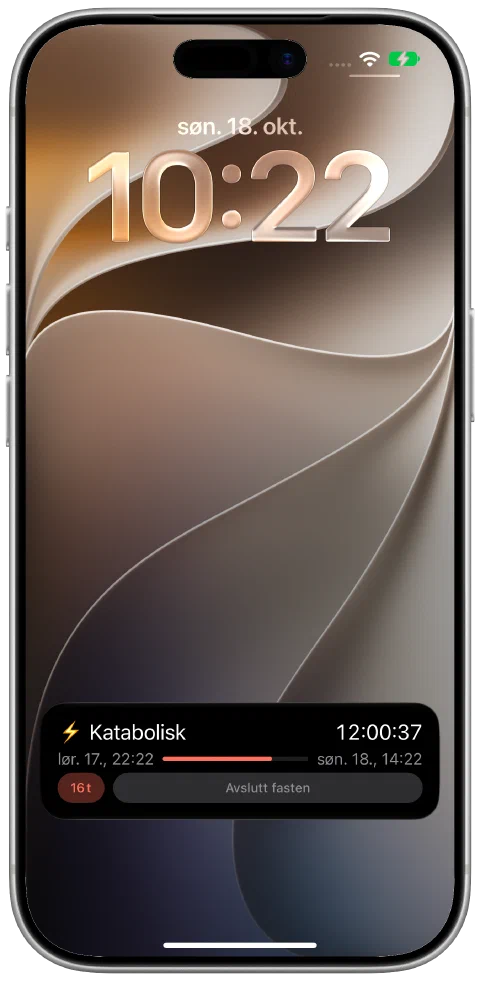 En liveaktivitet fra Fasty på iPhones låste skjerm med aktiv tidtaker, fremdrift mot målet og kontroll for å avslutte fasten.