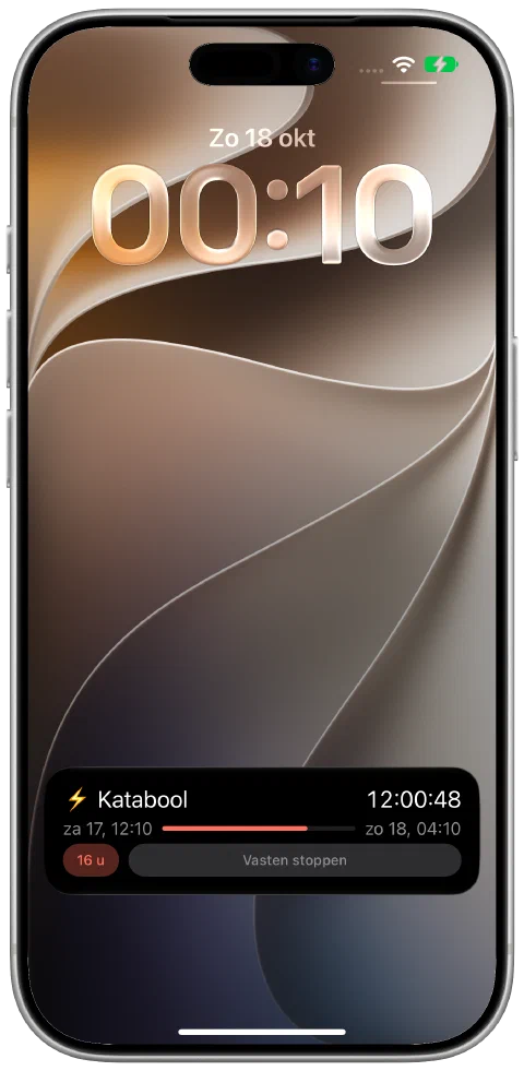 Een live activiteit van Fasty op het toegangsscherm van de iPhone met de actieve timer, doelvoortgang en bediening om het vasten te beëindigen.